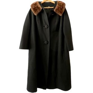 VINTAGE •The Vogue- Hattiesburg Miss swing coat